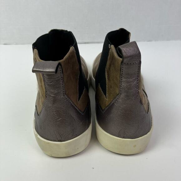 CLOUD Footwear Womens Viva Slip-on Mid Top Sneakers Tan Taupe w Black Star Gore - Picture 8 of 16